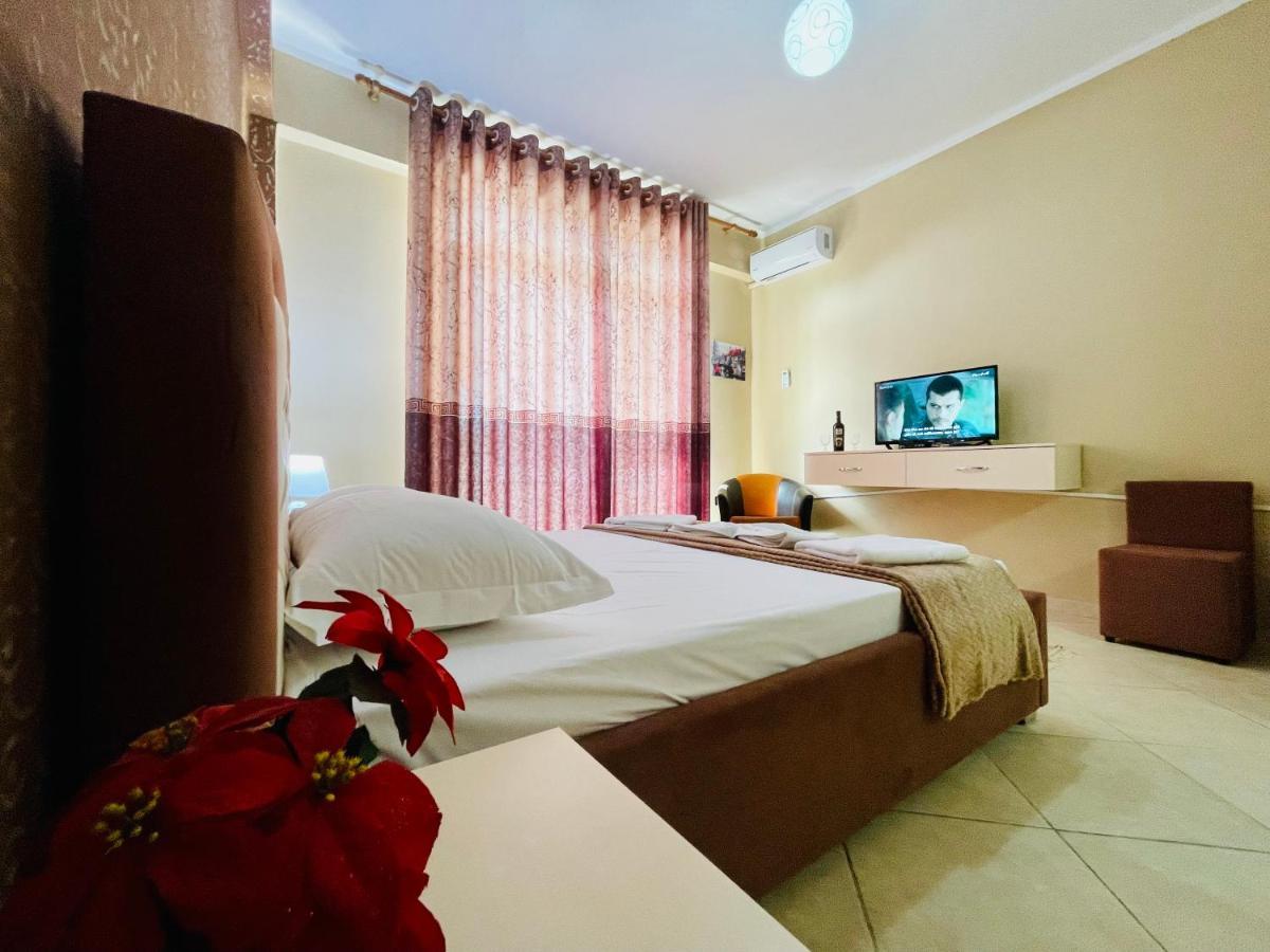 Vila3 Hotel Vlorë 외부 사진