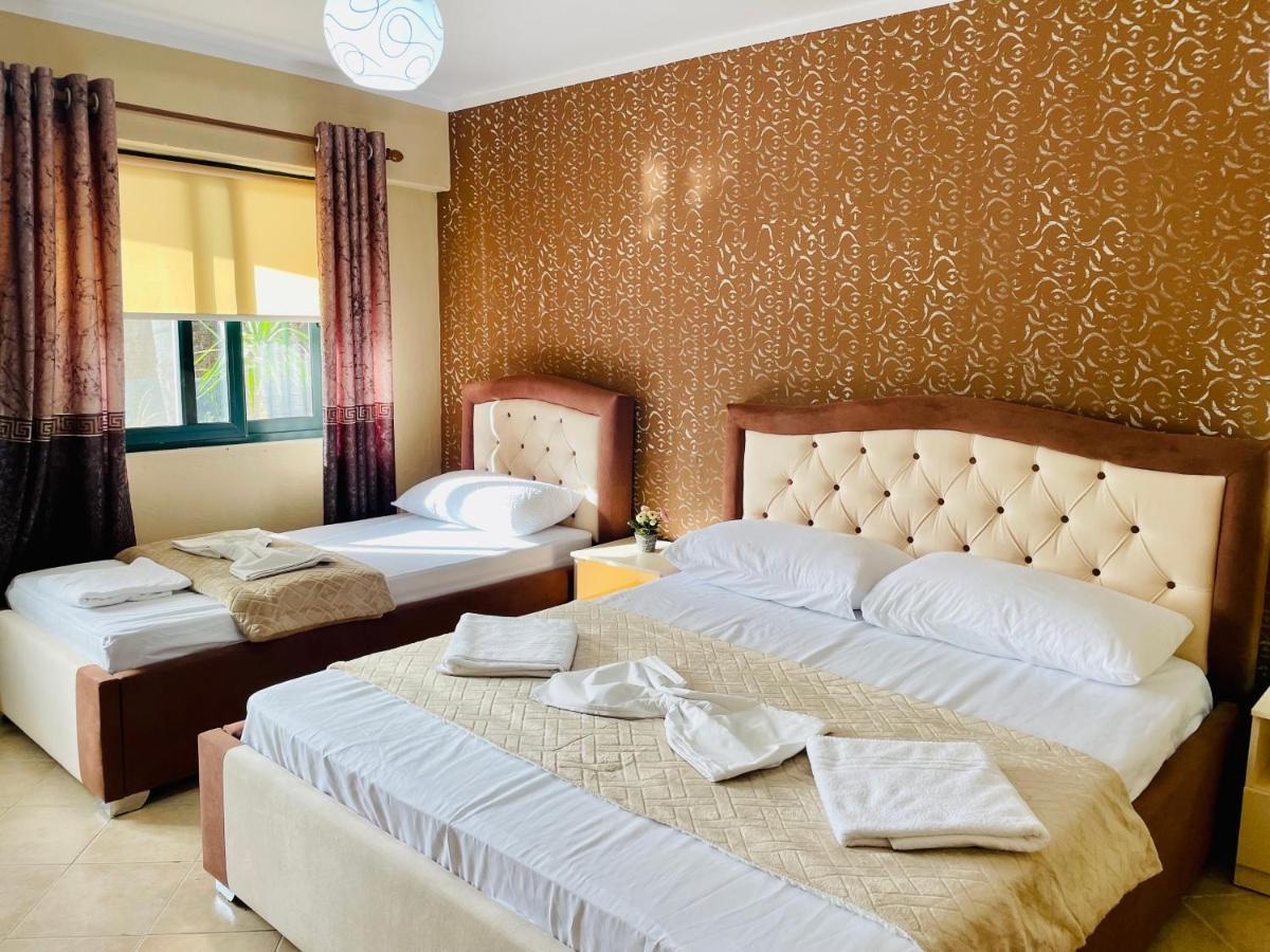 Vila3 Hotel Vlorë 외부 사진