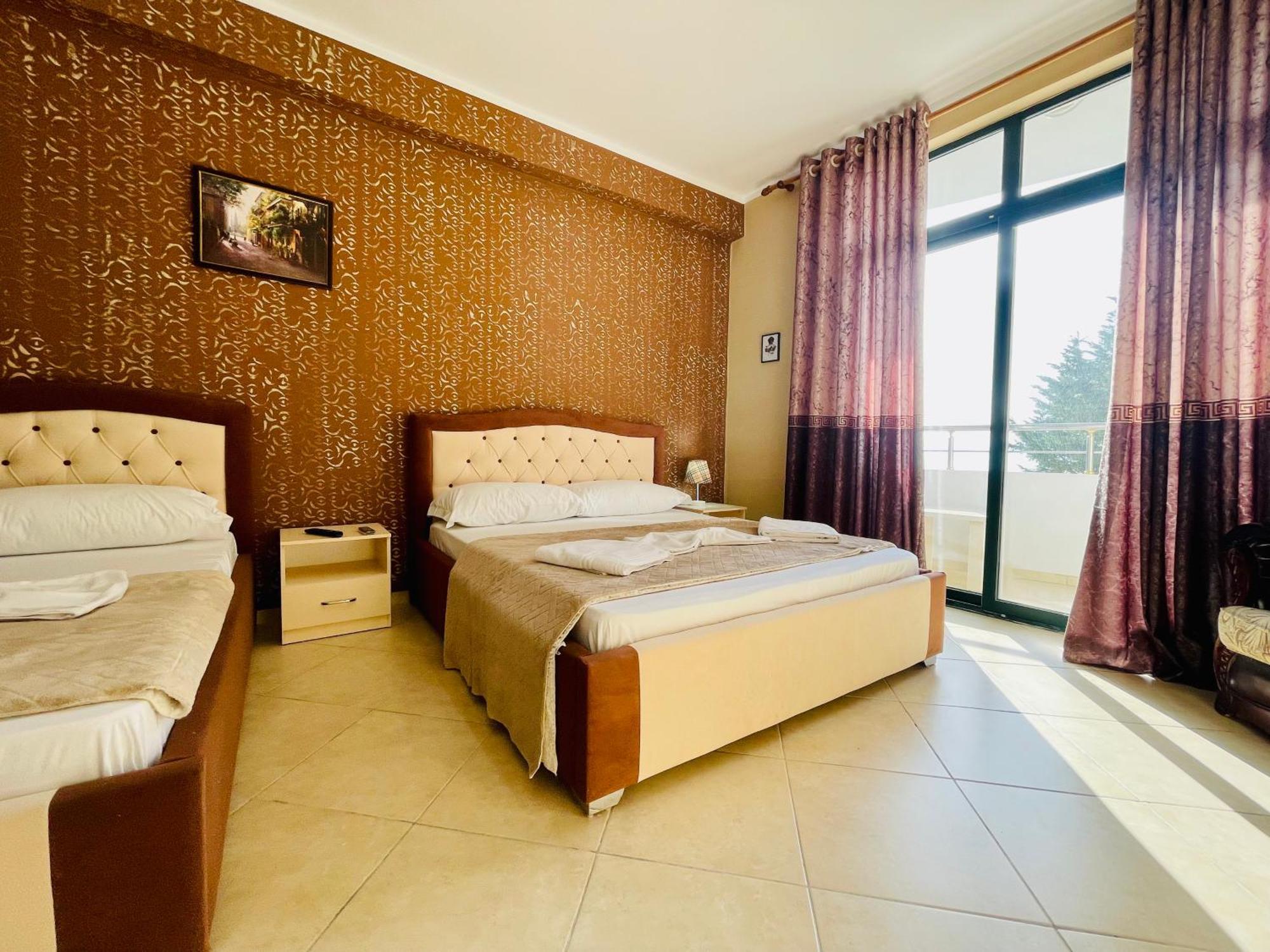 Vila3 Hotel Vlorë 외부 사진