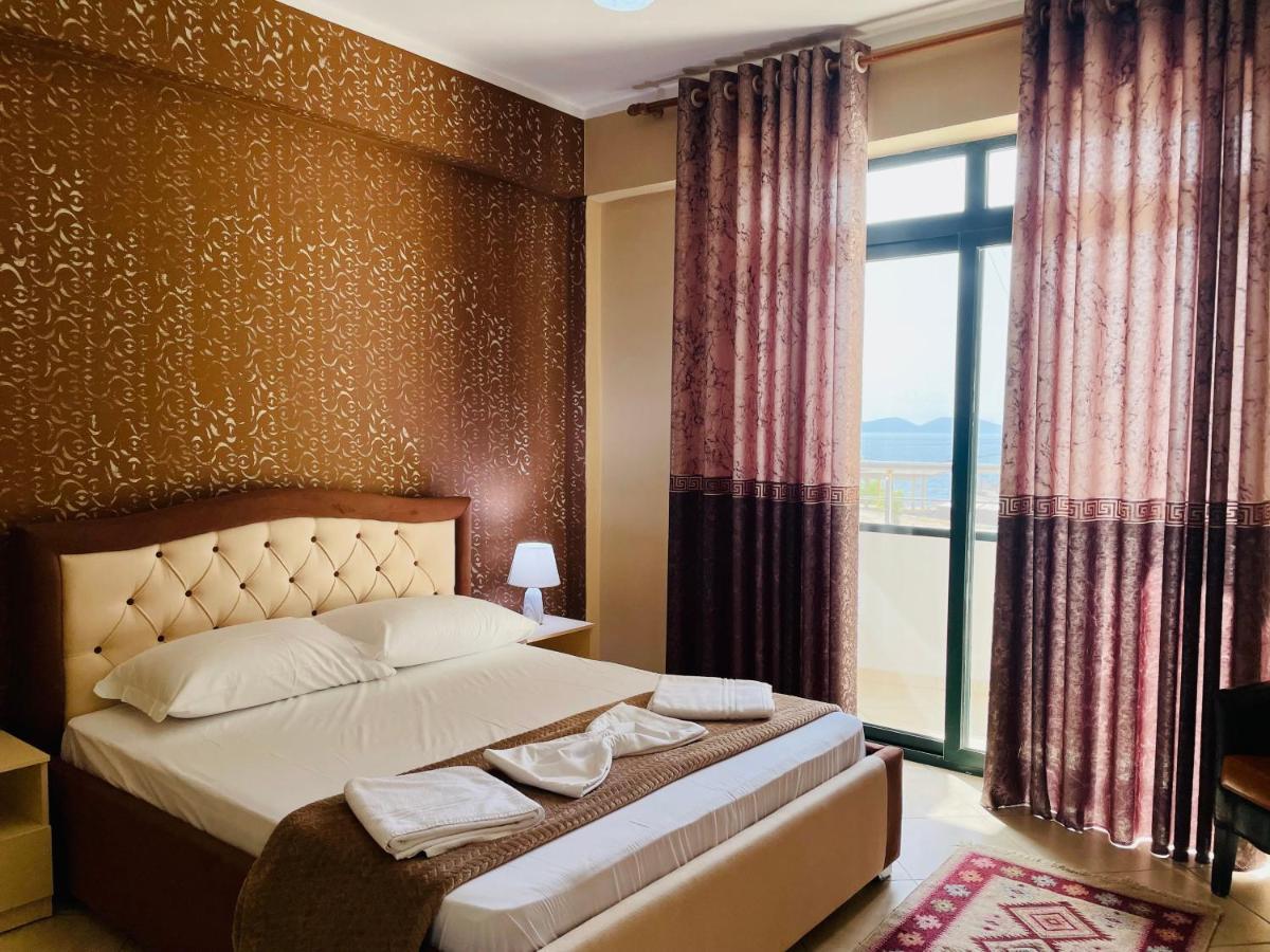 Vila3 Hotel Vlorë 외부 사진